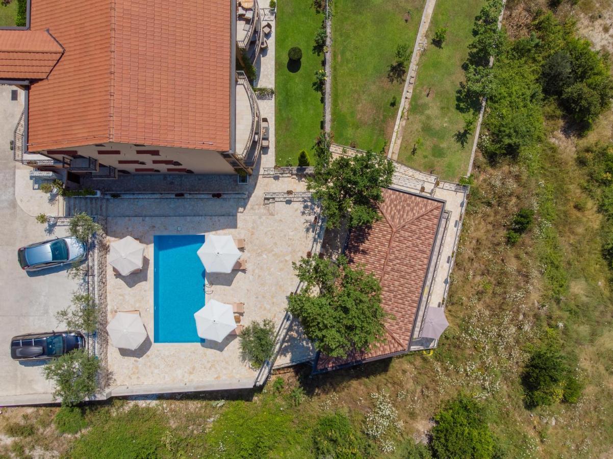 Our Sunset Apartments With Pool And Sea View Kotor Eksteriør bilde