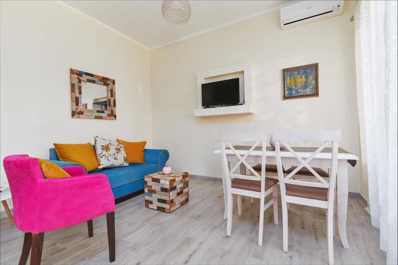 Our Sunset Apartments With Pool And Sea View Kotor Eksteriør bilde